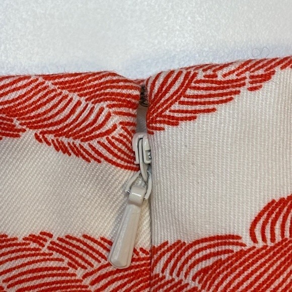 J.Crew Red & White Stripe Stretch Side Zip 4” Shorts - Like New - Size 8 - Picture 9 of 9